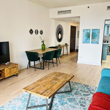 Newly Renovated Marina & Sea View Family Condo Дубай Экстерьер фото